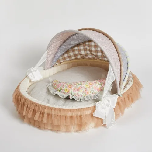 Rattan pet carry basket